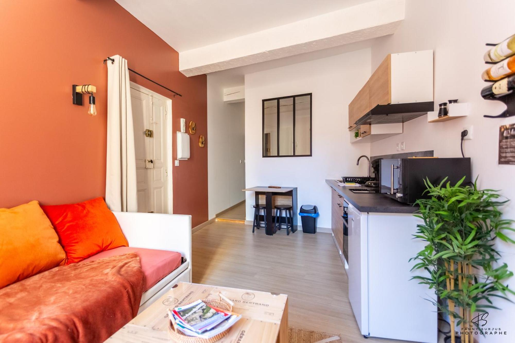 Apartment Le Carignan - 4 Personnes - Proche Des Plages *